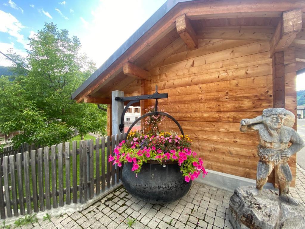 Romantic Room With Private Bathroom Saas im Prattigau Exterior photo