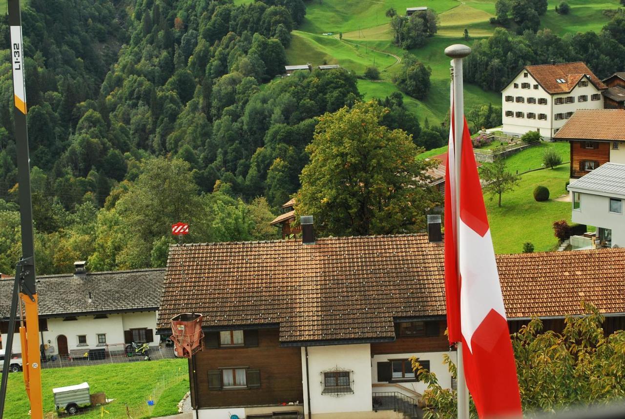 Romantic Room With Private Bathroom Saas im Prattigau Exterior photo
